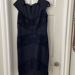 Evening dress kneelength with the lace